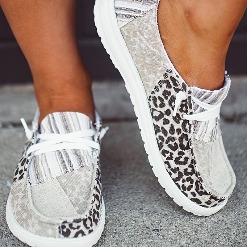 Women's Lace Up Canvas Loafers Comfy Low Top Sneakers