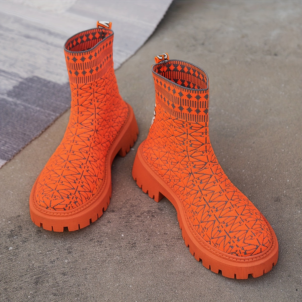 Women's Print Medium Tube Boots Comfortable Non slip Outdoor Boots
