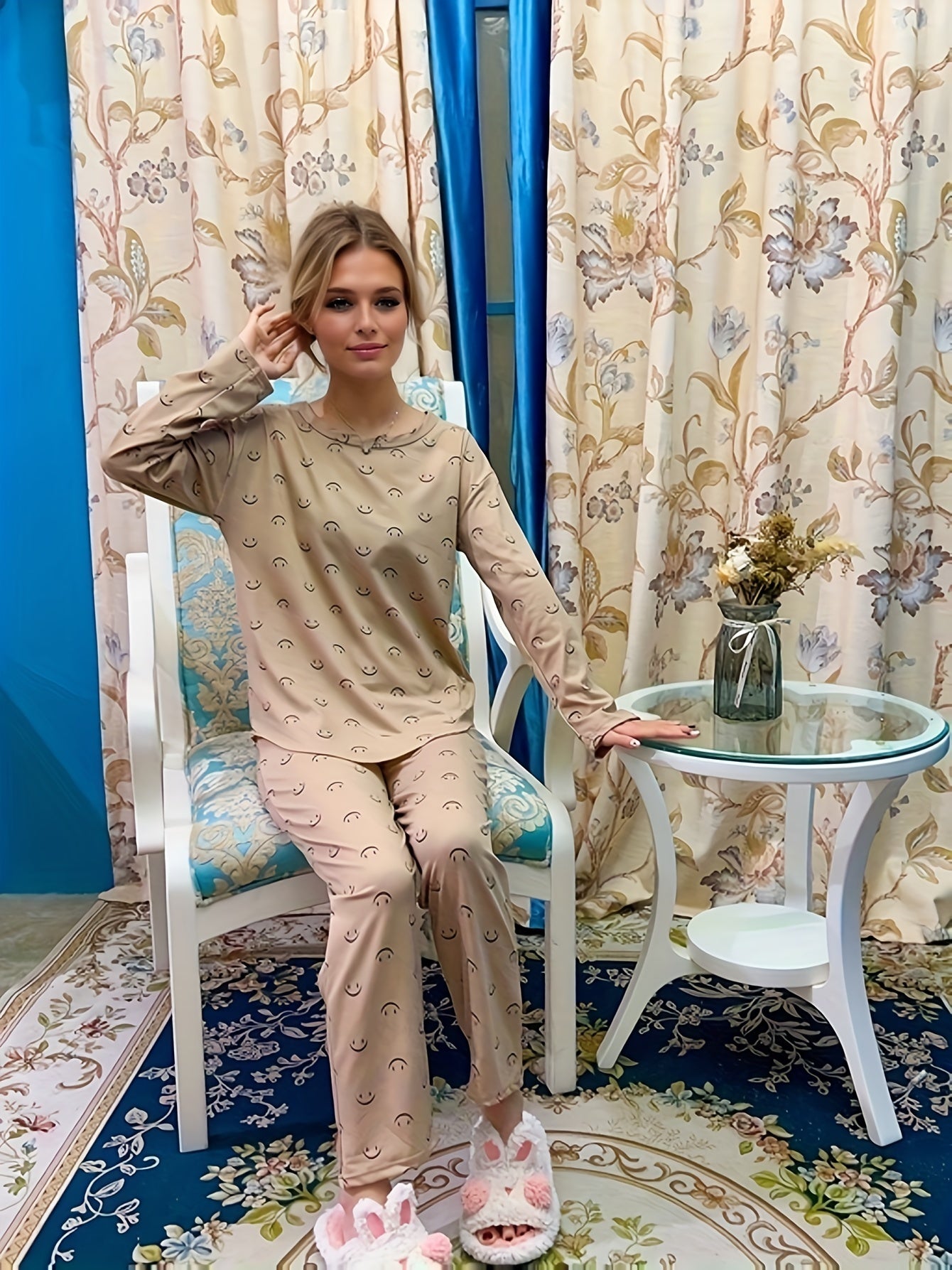 Smiling Print Lounge Set Crew Neck Top & Pants Women's Loungewear
