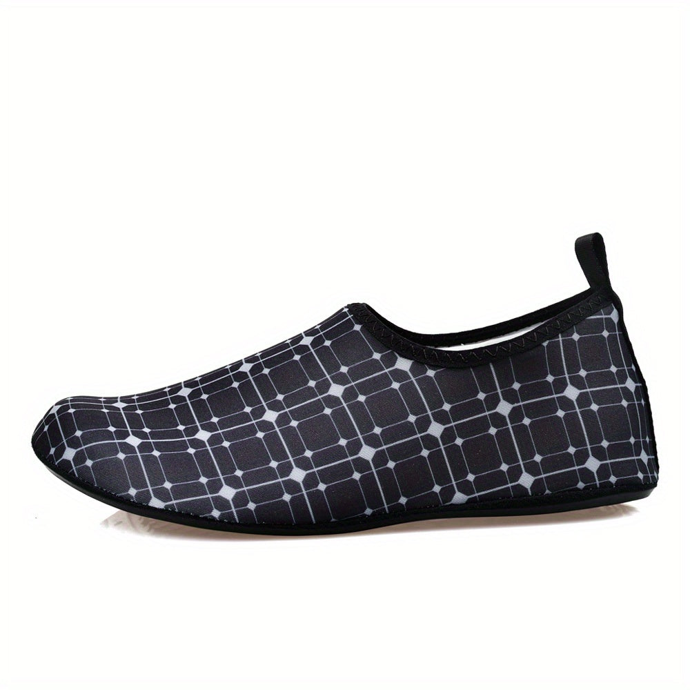 Women's Plaid Pattern Slip On Water Socks Quick Drying Shoes