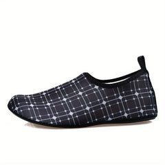 Women's Plaid Pattern Slip On Water Socks Quick Drying Shoes