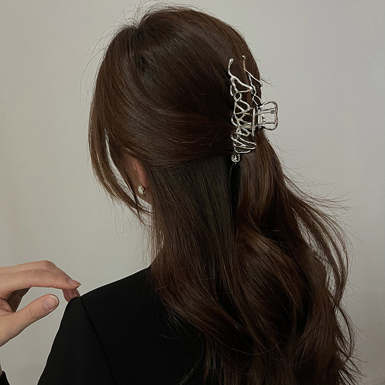 Large Metal Hair Claw Clips Nonslip Silvery Hair Clamps