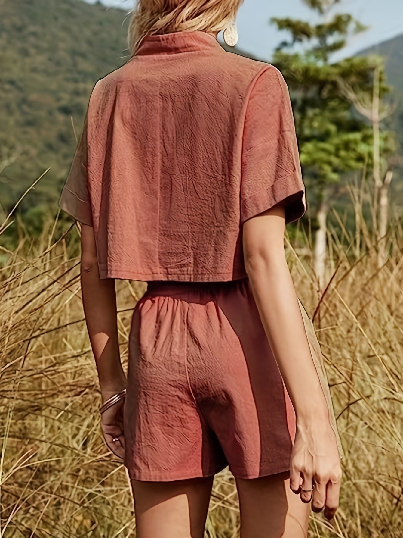 Casual Two Piece Set V Neck Crop Top & Shorts Outfit