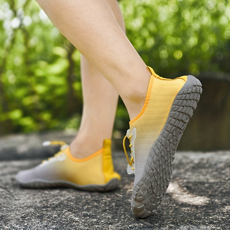 Unisex Quick Drying Non Slip Water Shoes Lightweight Slip On Beach Aqua Socks