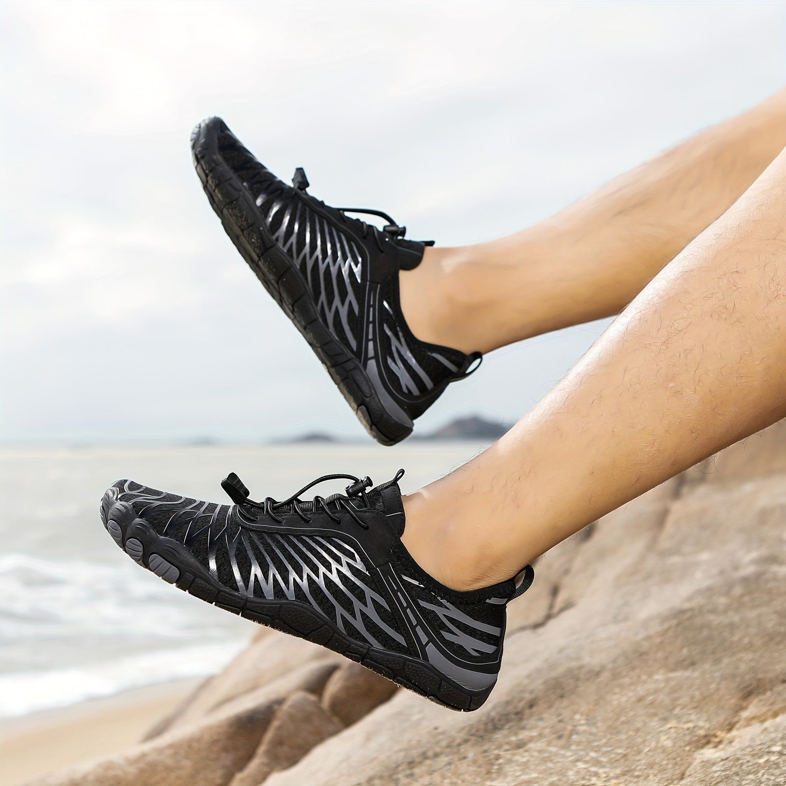 Unisex Lace Up Barefoot Water Shoes Quick Drying Sneakers