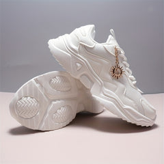 Women's Mesh Breathable Skateboard Shoes Lightweight Walking Shoes