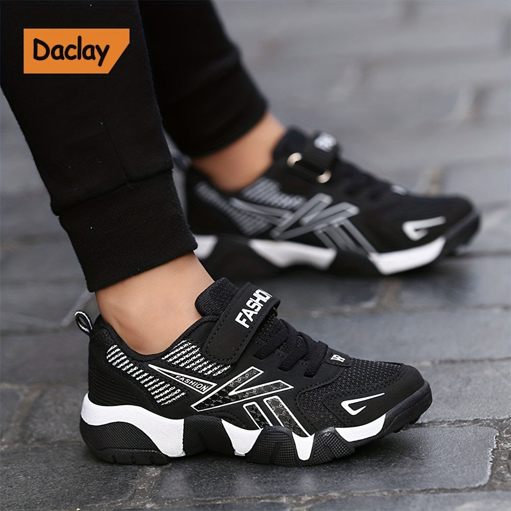 Daclay Boys Breathable Sports Shoes For Running And Jogging