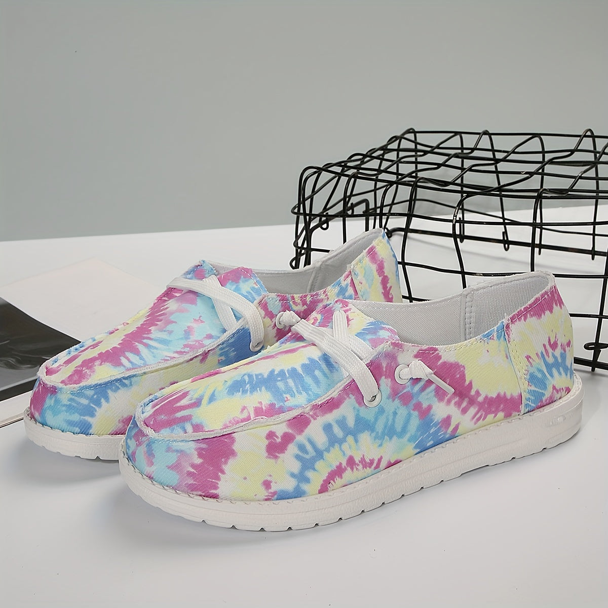 Women's Tie Dye Canvas Low Top Sneakers