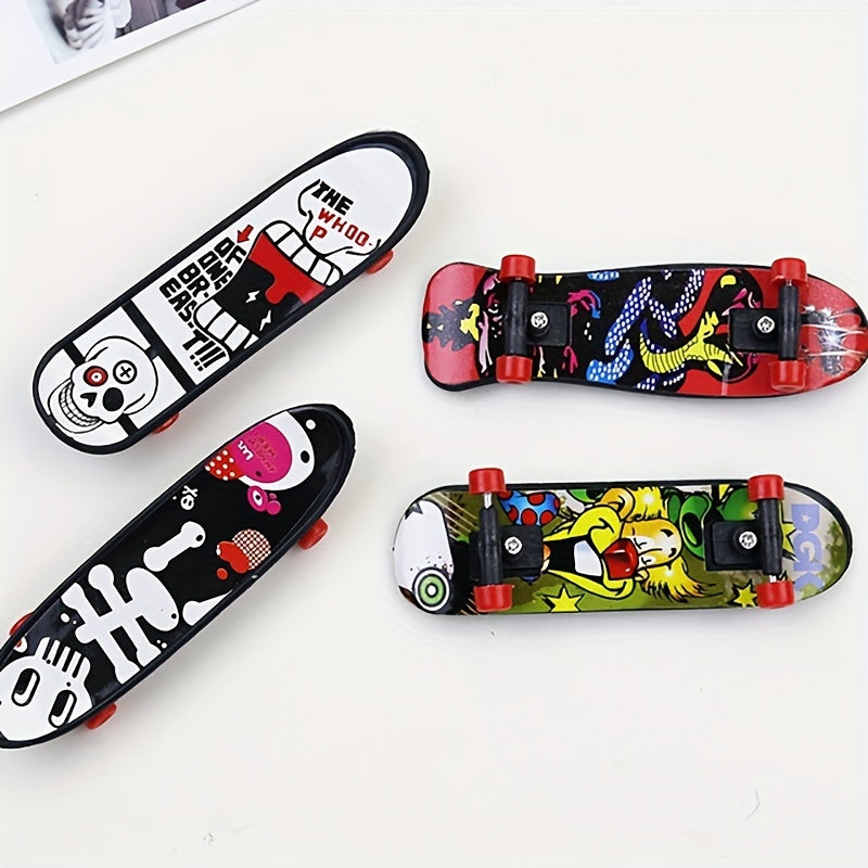 3pcs 5pcs Mini Finger Skateboard Set Creative Fingertip Movement Toy