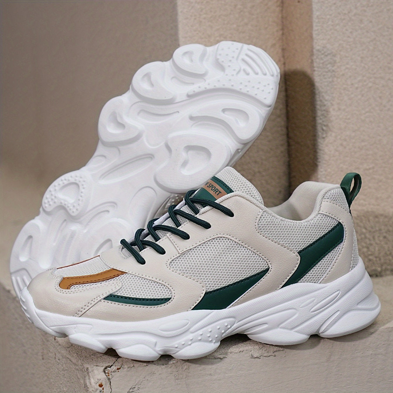 Women's Chunky Sneakers Breathable Lace-up Walking Shoes