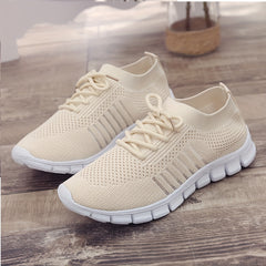 Women's Breathable Mesh Tennis Shoes Lightweight Lace Up Travel Shoes