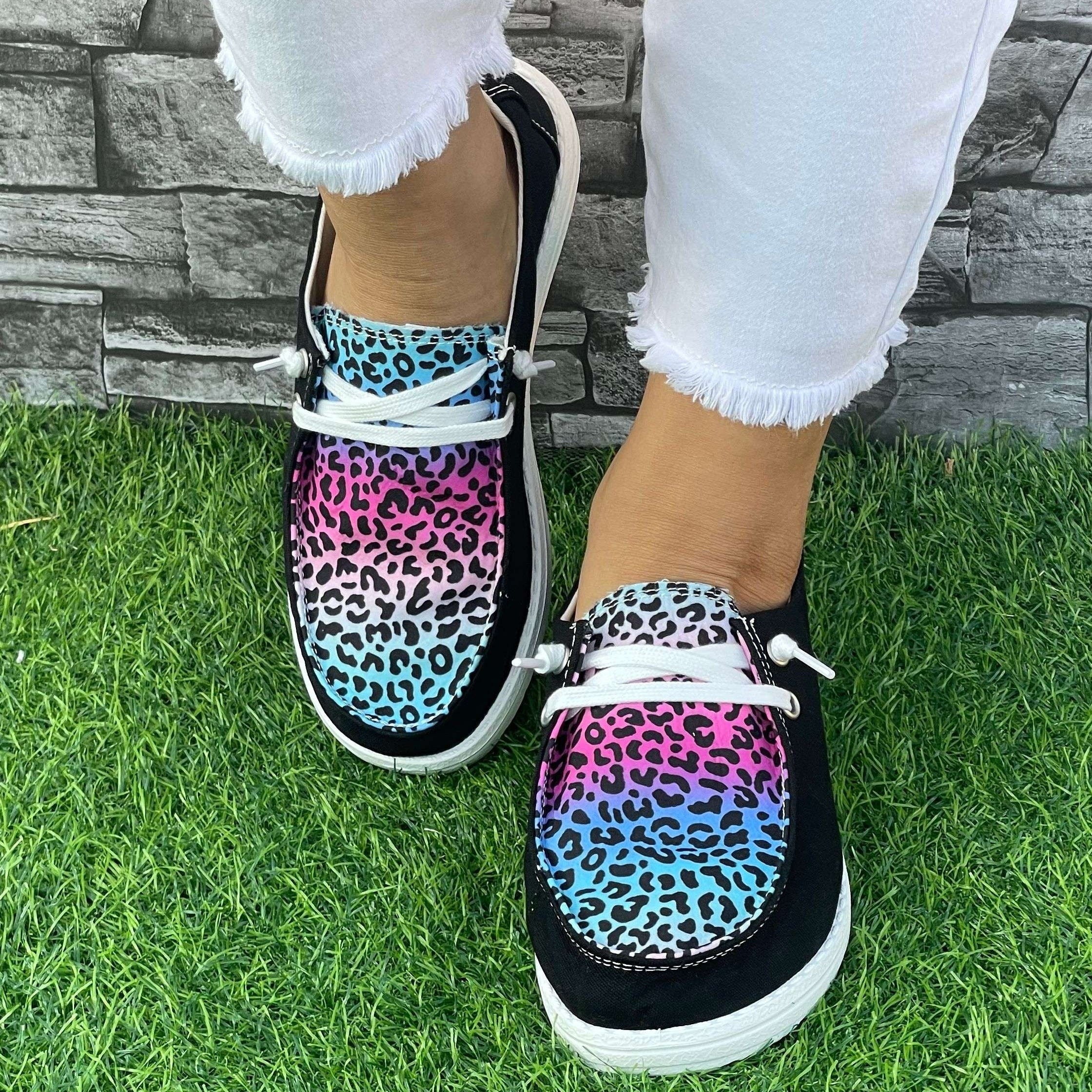 Leopard Pattern Flat Shoes Women's Casual Lightweight Soft Walking Shoes