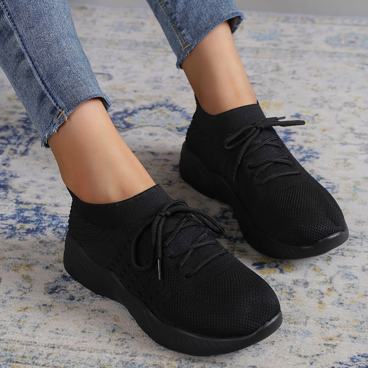 Knitted Mesh Sneakers Breathable Lace Up Running Shoes Women's Footwear