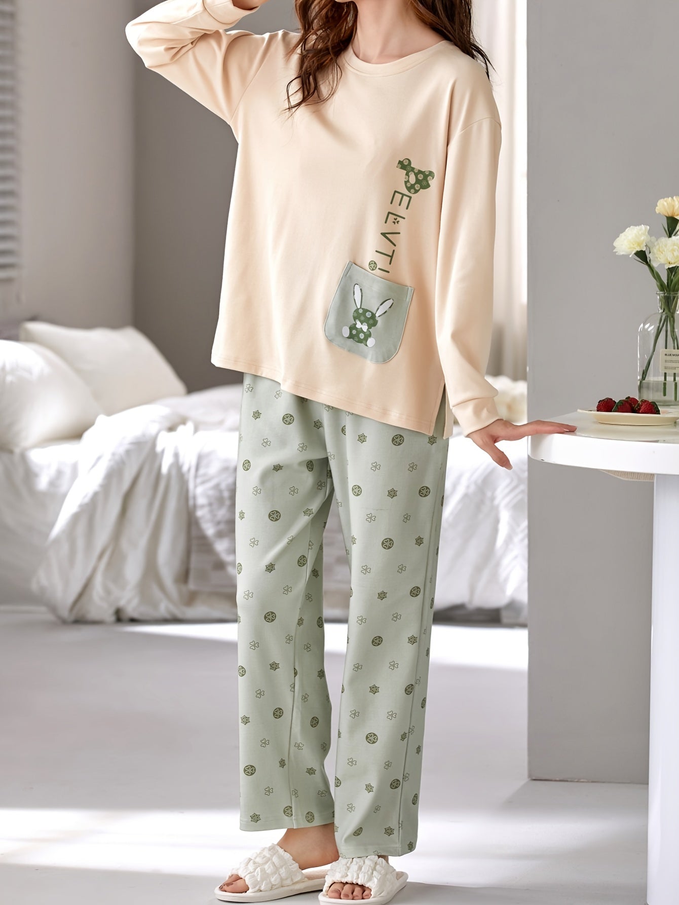 Bunny Print Lounge Set Long Sleeve Top & Pants Women's Sleepwear