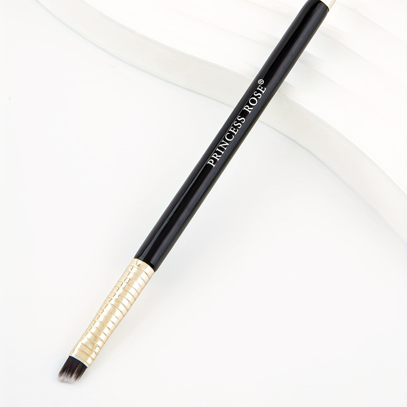 Precision Angled Eyebrow & Eyeliner Brush for Makeup Application