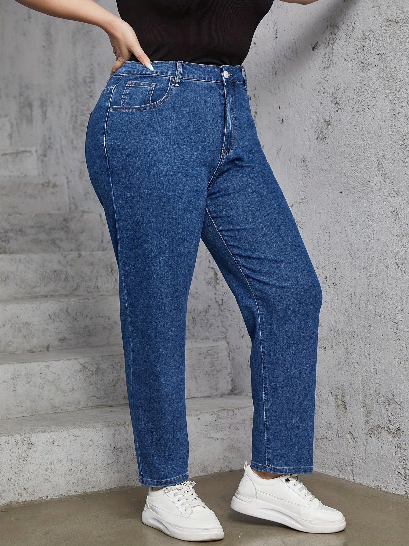 Medium Stretch Straight Leg Jeans for Women