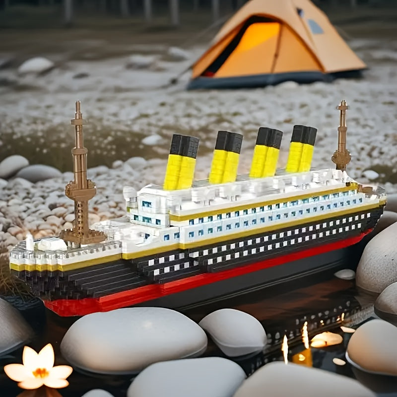 Deluxe Cruise Building Blocks Classic Boat Model Stylish Desktop Decoration