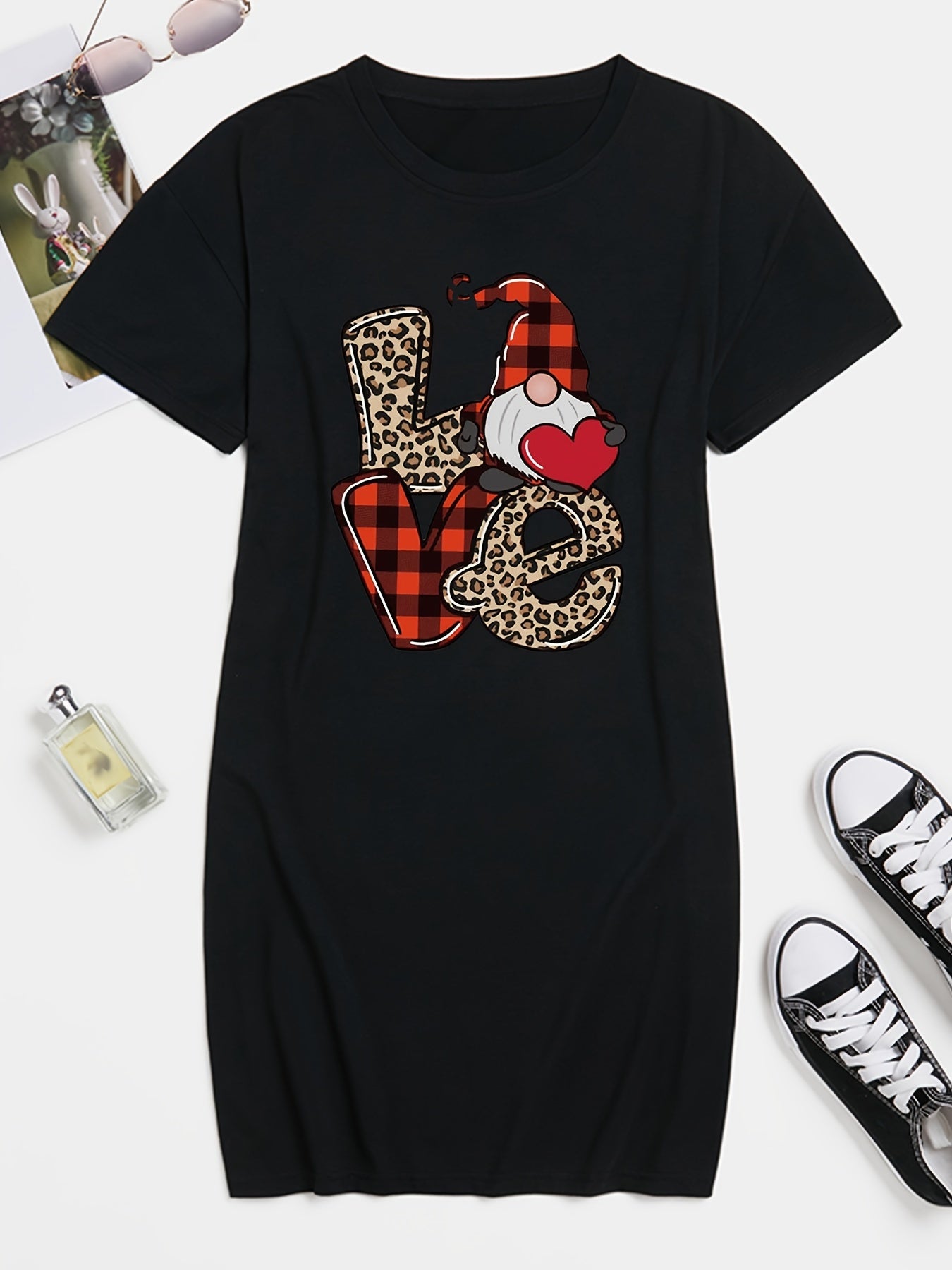 Women's Plus Graphic Print Short Sleeve Tee Dress