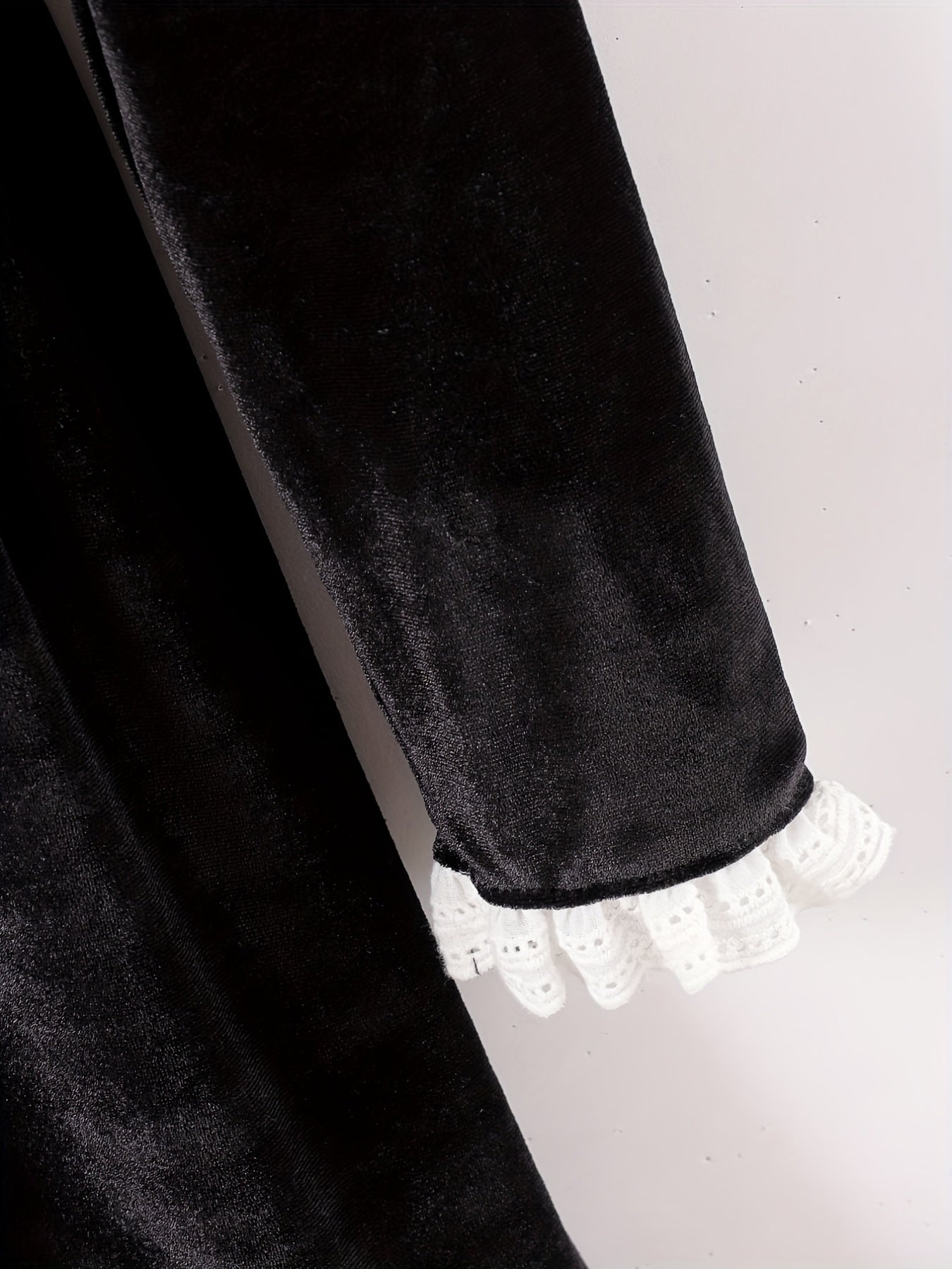 Vintage Princess Dress For Big Girls Velvet Lace Stand Collar Long Sleeve