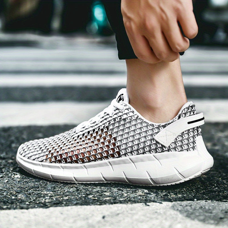 Men's Ventilation Lace-up Sneakers Odor Resistant Athletic Shoes