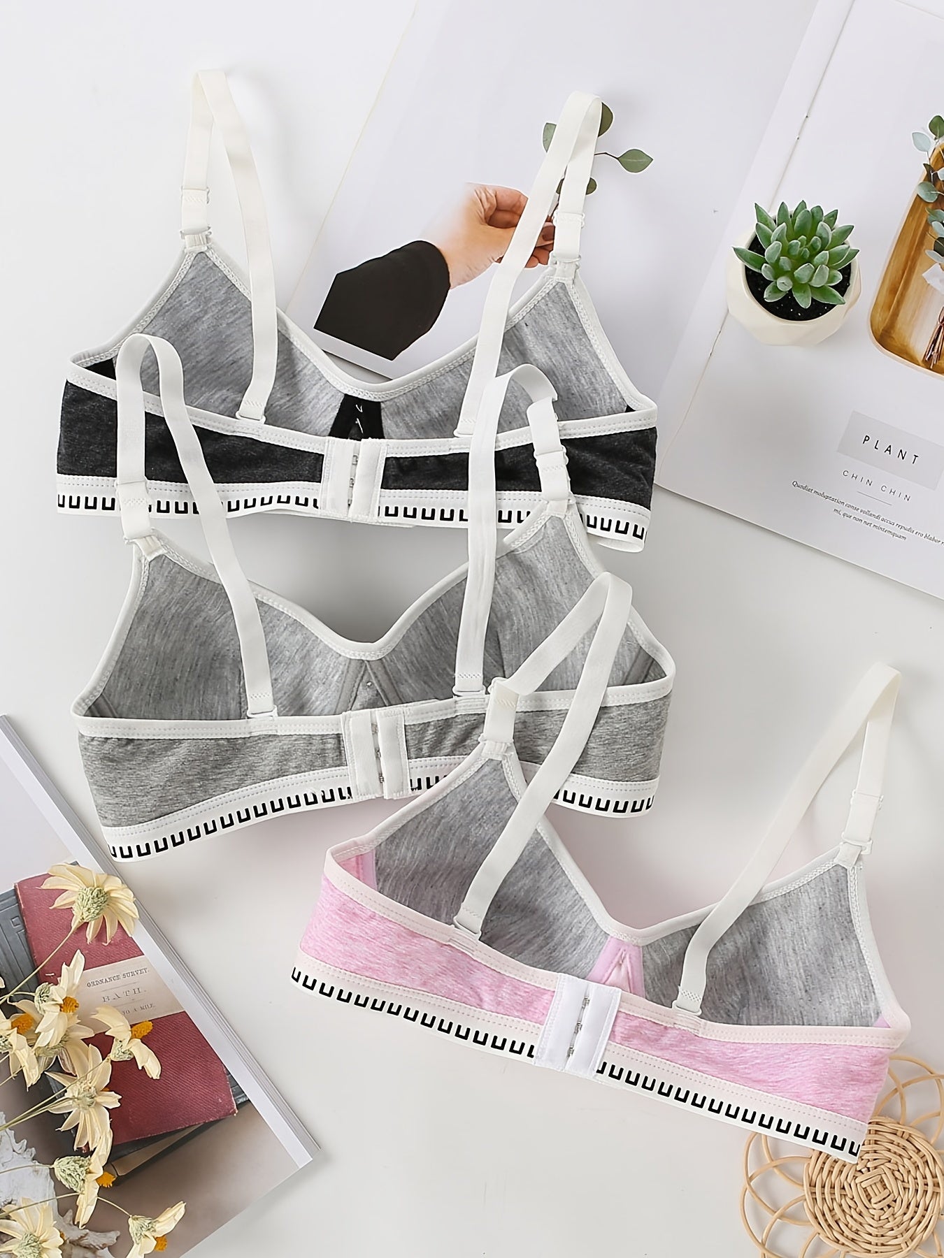 3pcs Girls No Underwire Adjustable Strap Bras Soft Bralette Underwear