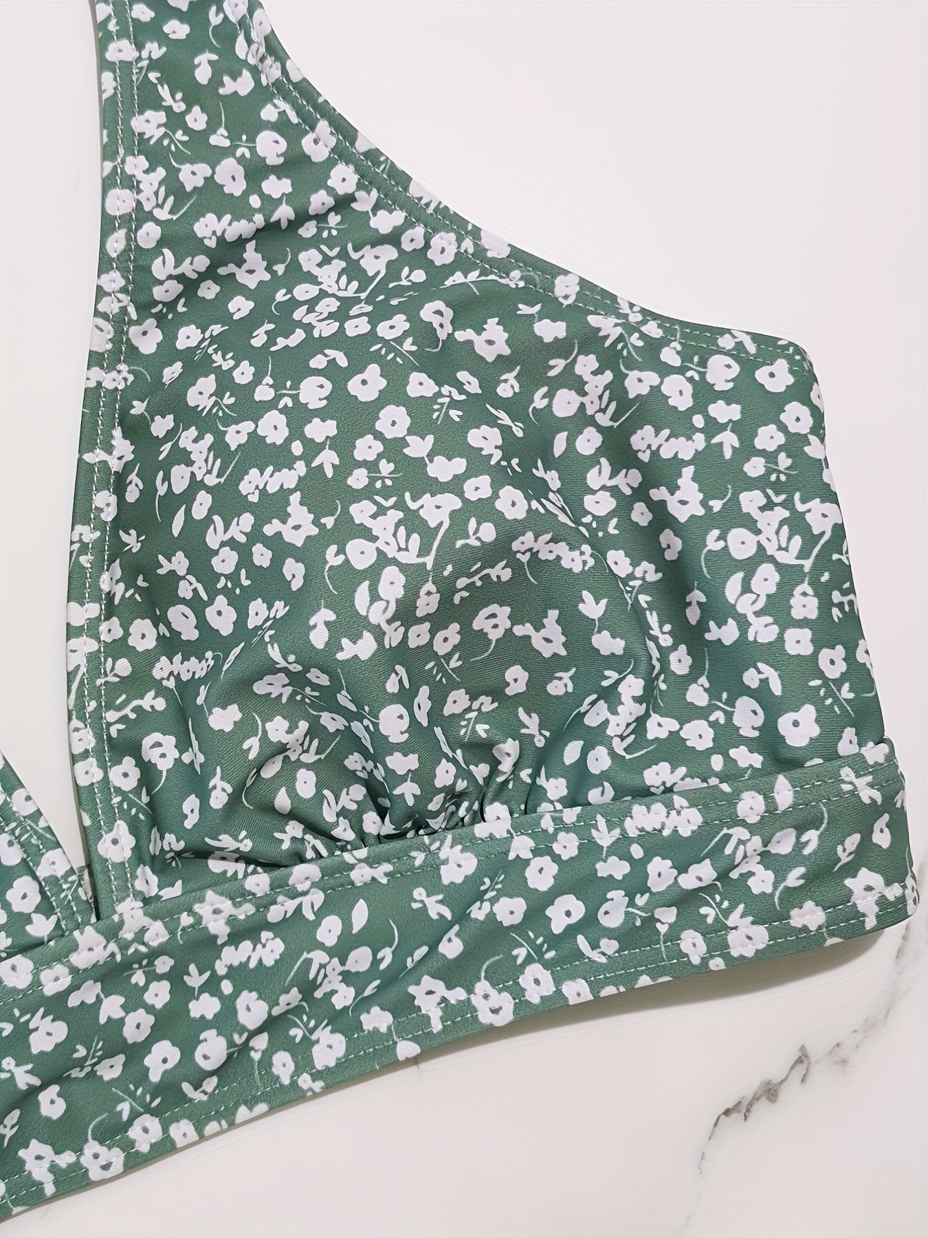 Floral Print Bikini Top V Neck Beachwear Women's Swimwear