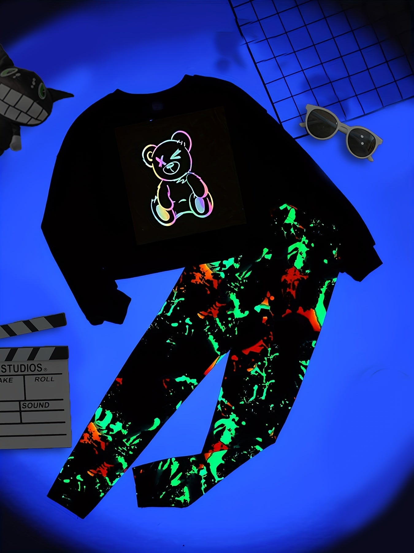 Graffiti Bear Print Boys Sweatshirt & Sweatpants Set