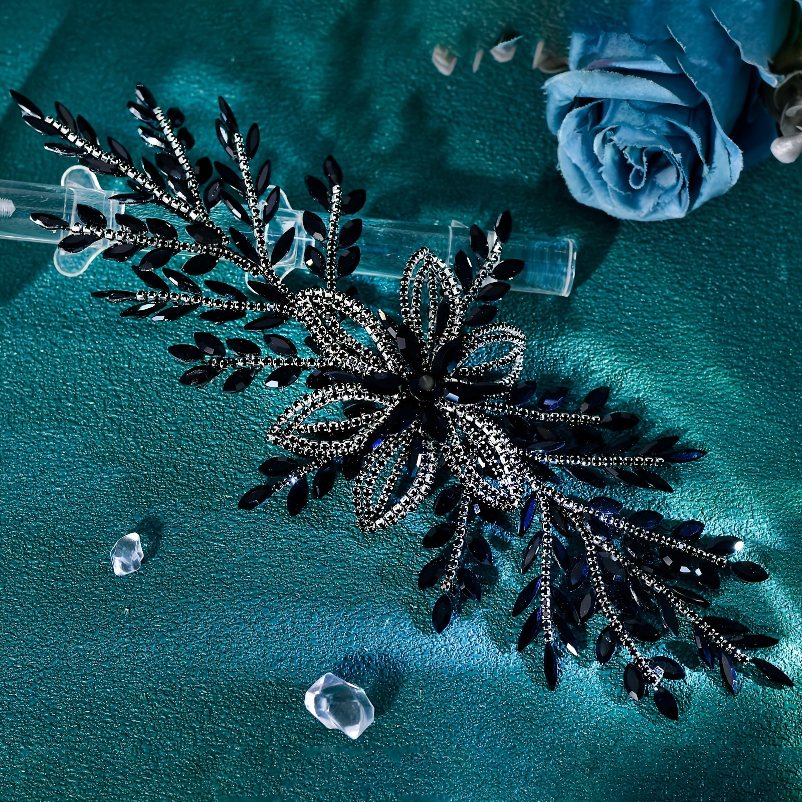 Gothic Bridal Hairpiece Rhinestone Leafy Floral Clip for Halloween Party