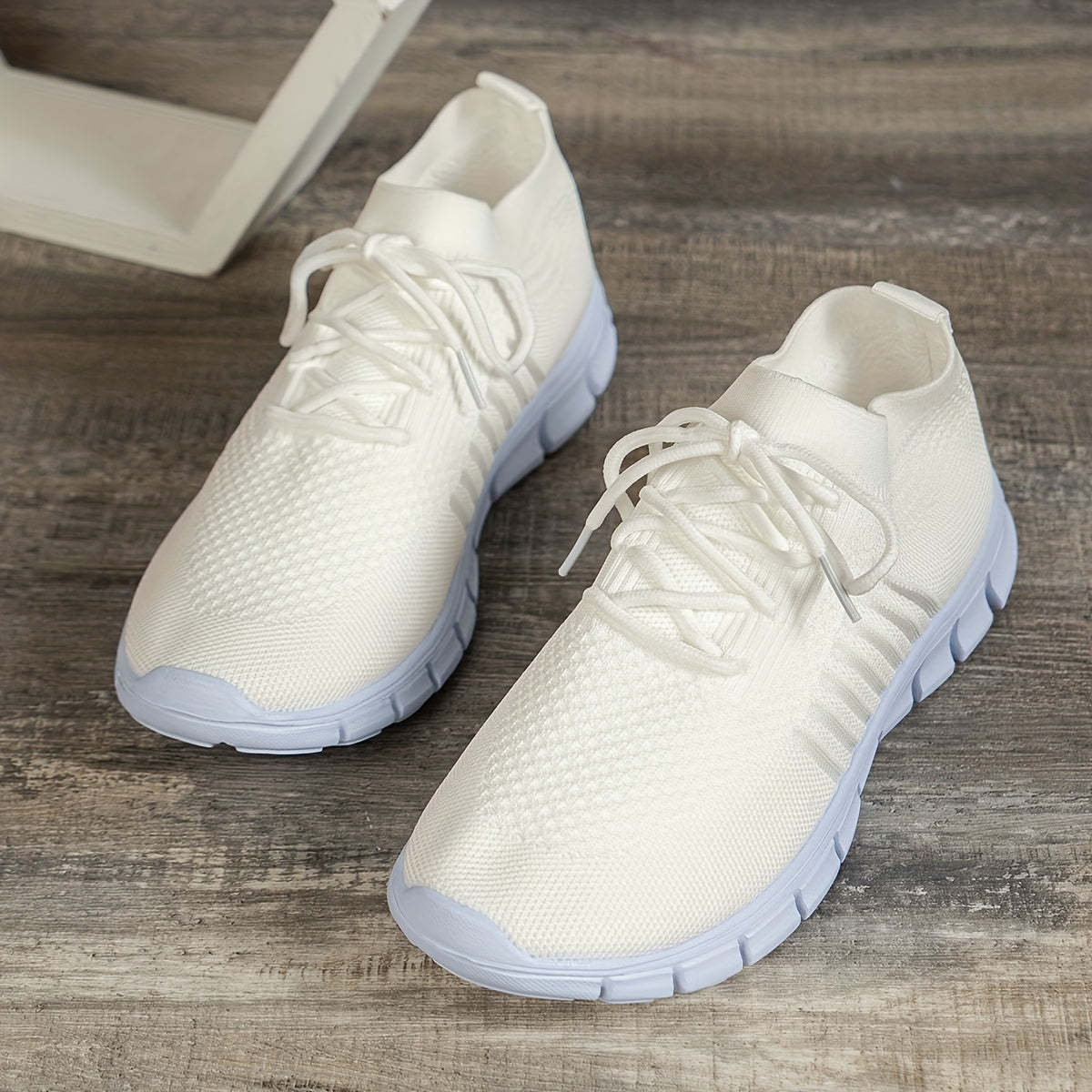 Women's Breathable Tennis Sports Shoes Lightweight Non slip Low Top