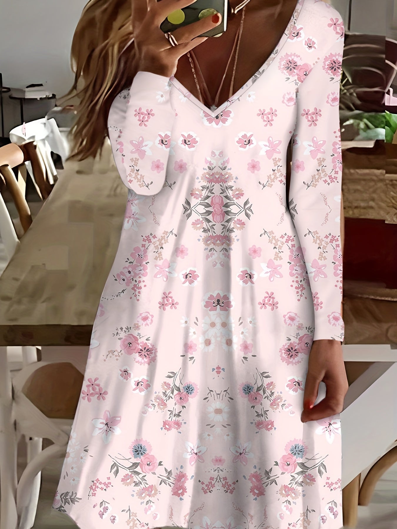 Women's Plus Size Floral Print Long Sleeve V Neck Dress