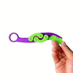 3D Gravity Telescopic Claw Novelty Toys - Decompression Toys
