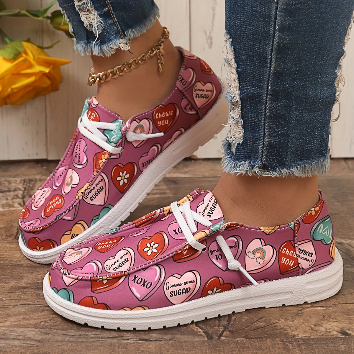 Heart & Letter Decor Skateboard Shoes Flat Light Lace-Up