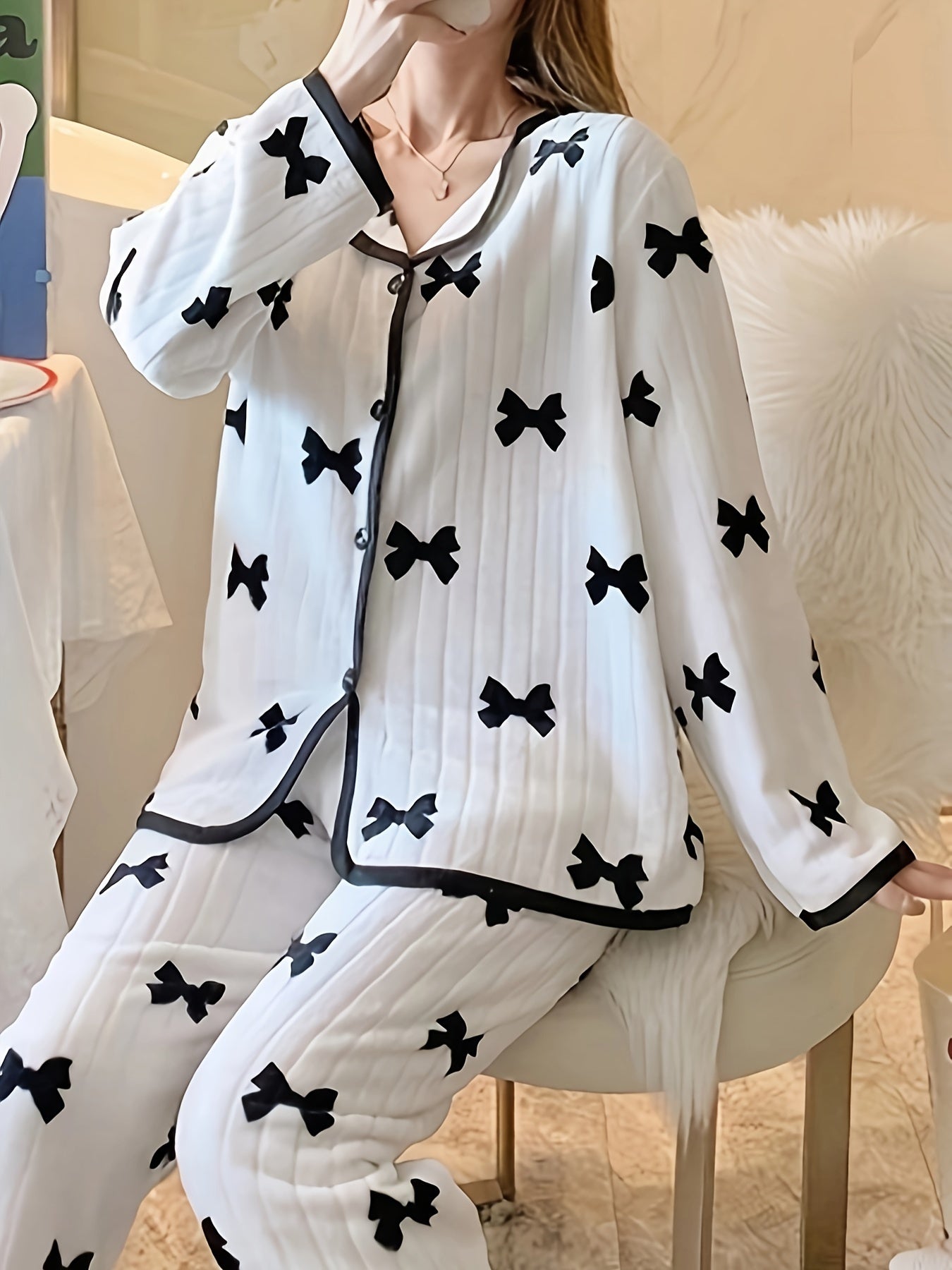 Bowknot Pattern Warm Thermal Pajama Set Women's Sleepwear