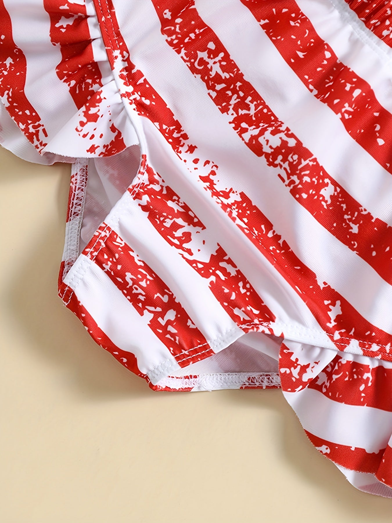 2pcs Baby Girls Star Print Camisole Top & Striped Shorts Swimsuit