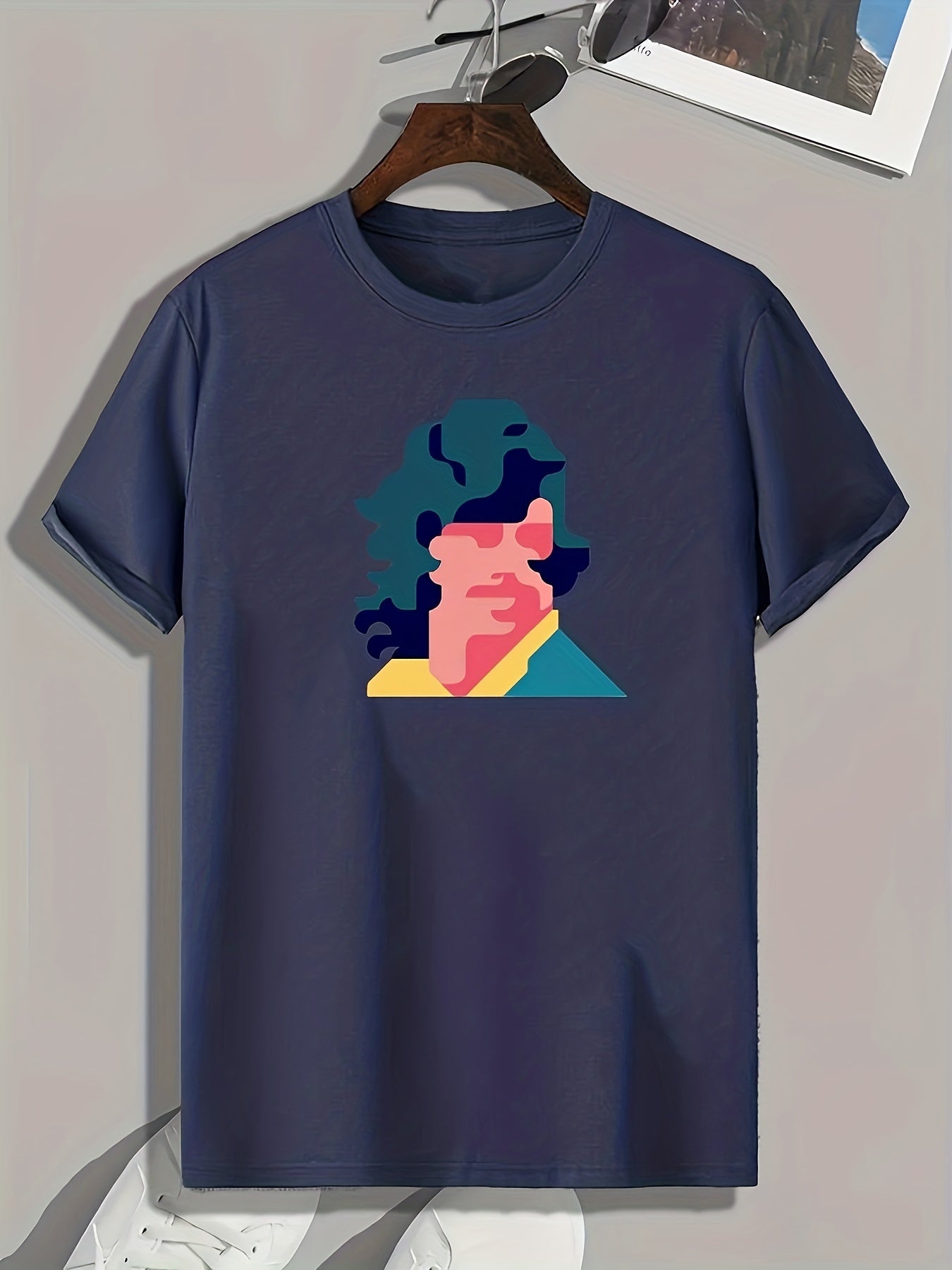 Portrait Pattern Print Men's Sports T-shirt Graphic Tee