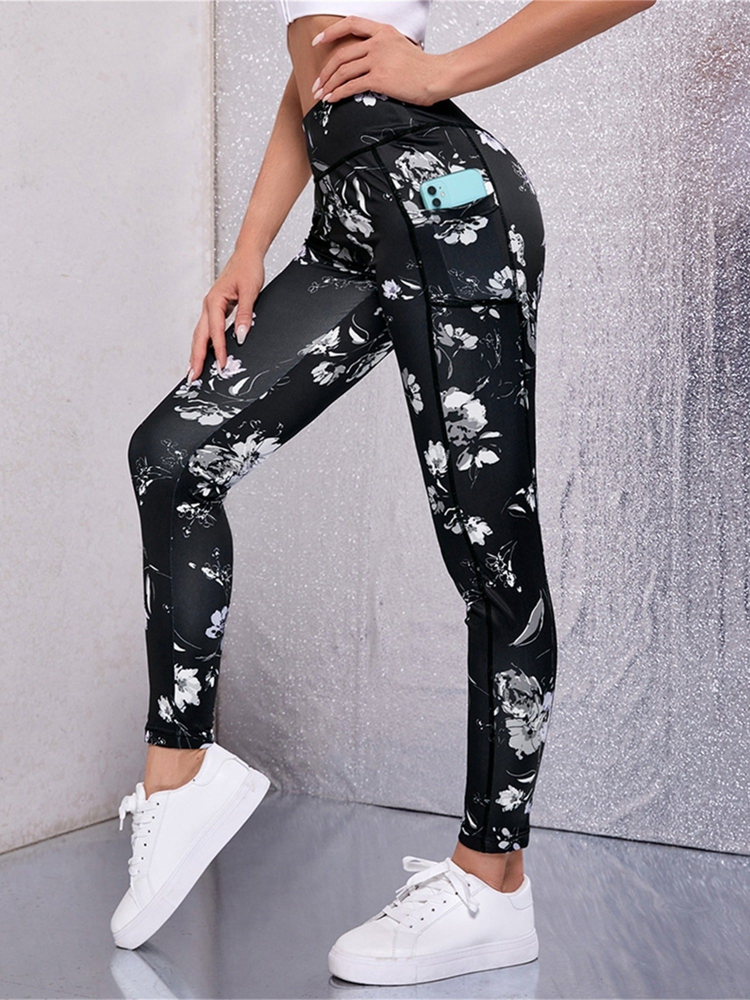 Floral Print High Stretch Yoga Pants with Phone Pocket