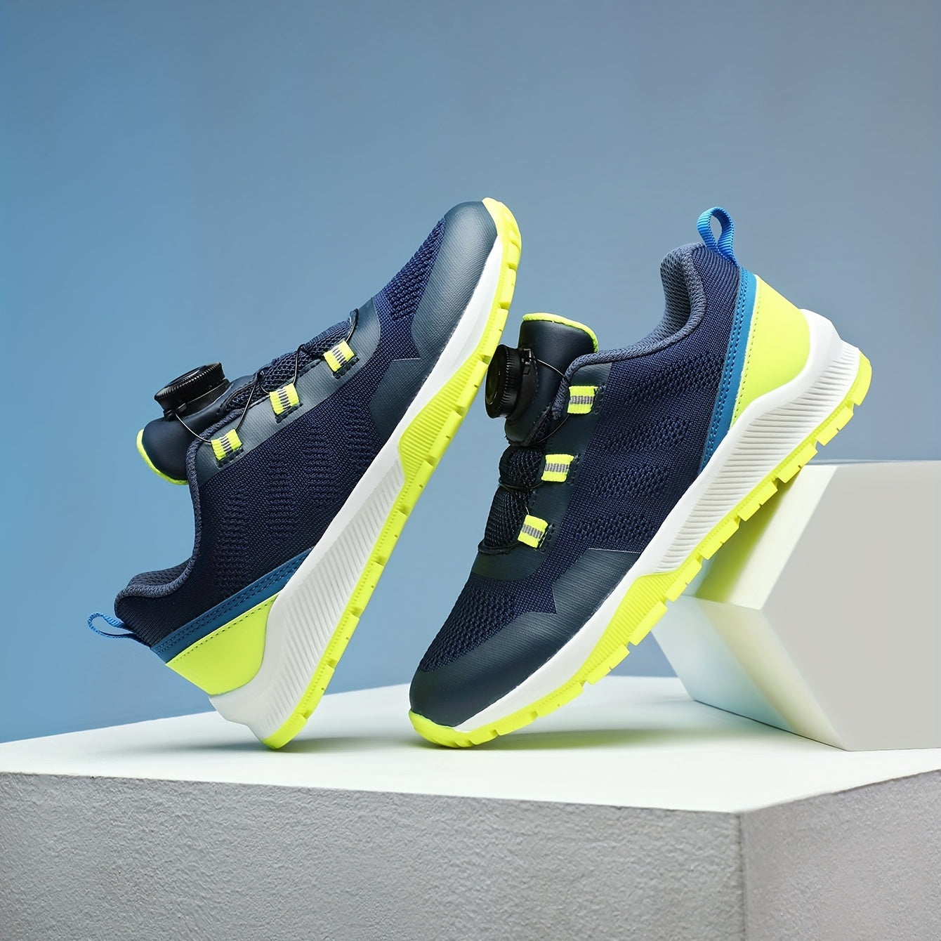 Boy's Breathable Knit Running Shoes with Rotating Buckle Lace
