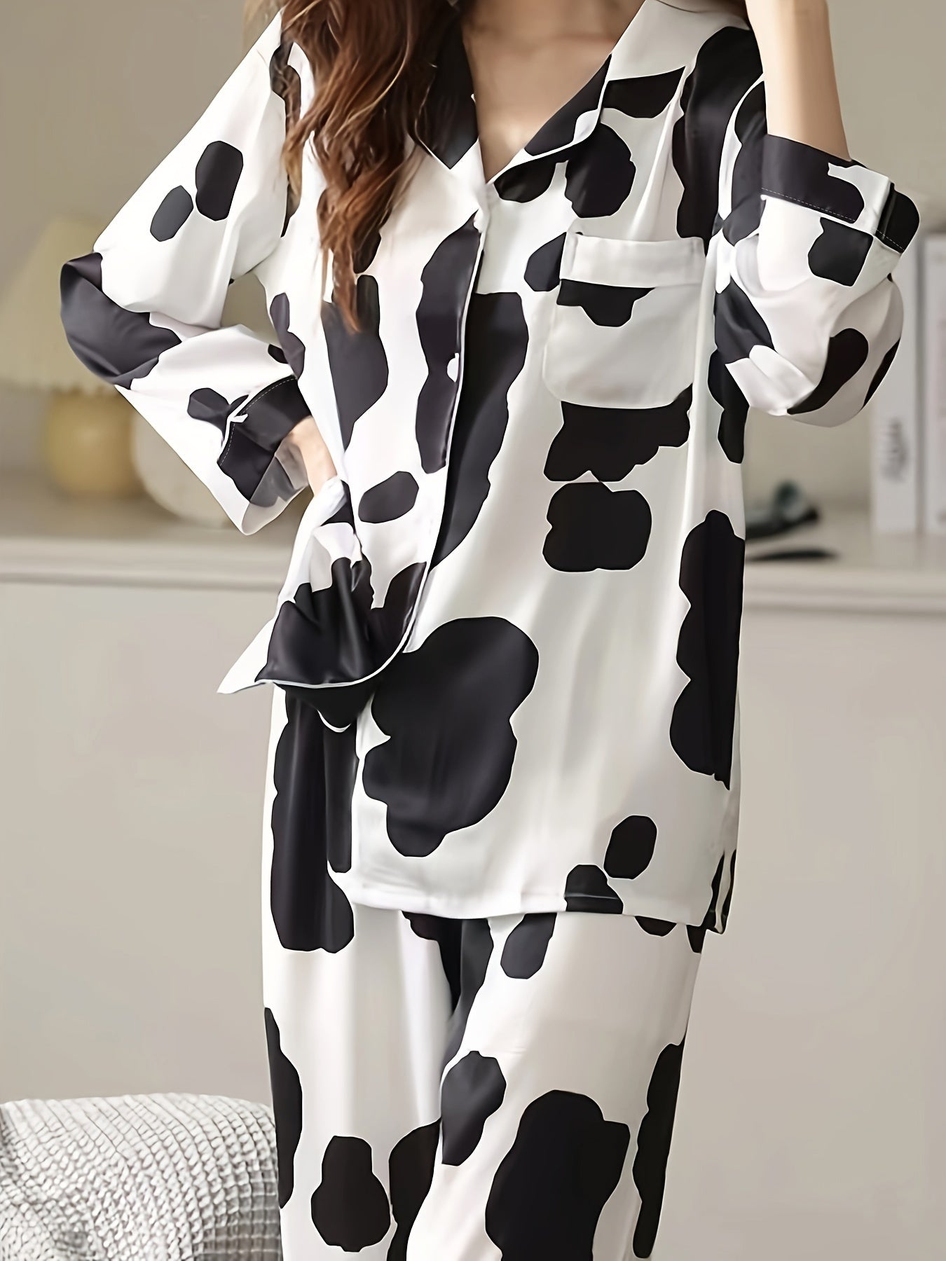 Cow Pattern Pajama Set Long Sleeve Top & Full Print Pants Women's Loungewear