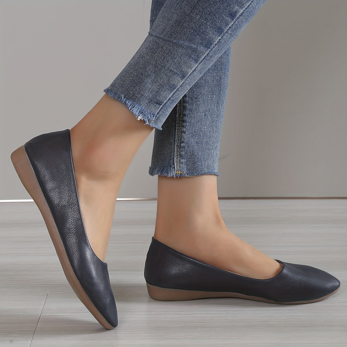 Women's Pointed Toe Flat Shoes Soft Sole Casual Ballet Flats