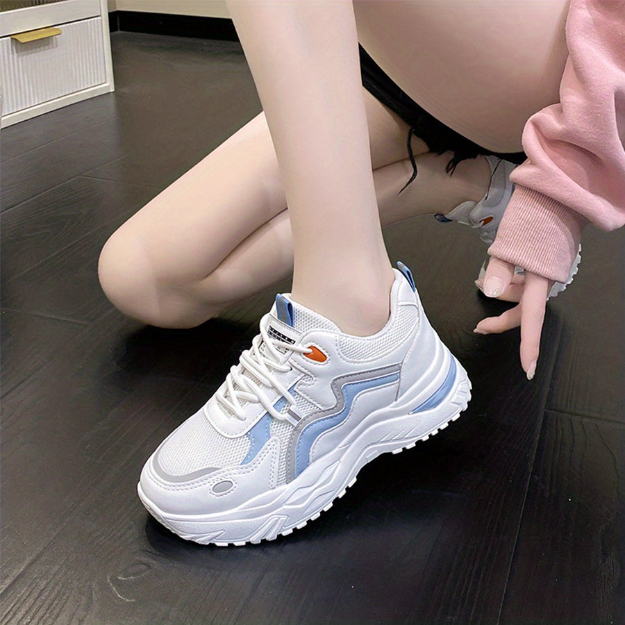 Women's Mesh Platform Sneakers Lace Up Outdoor Shoes