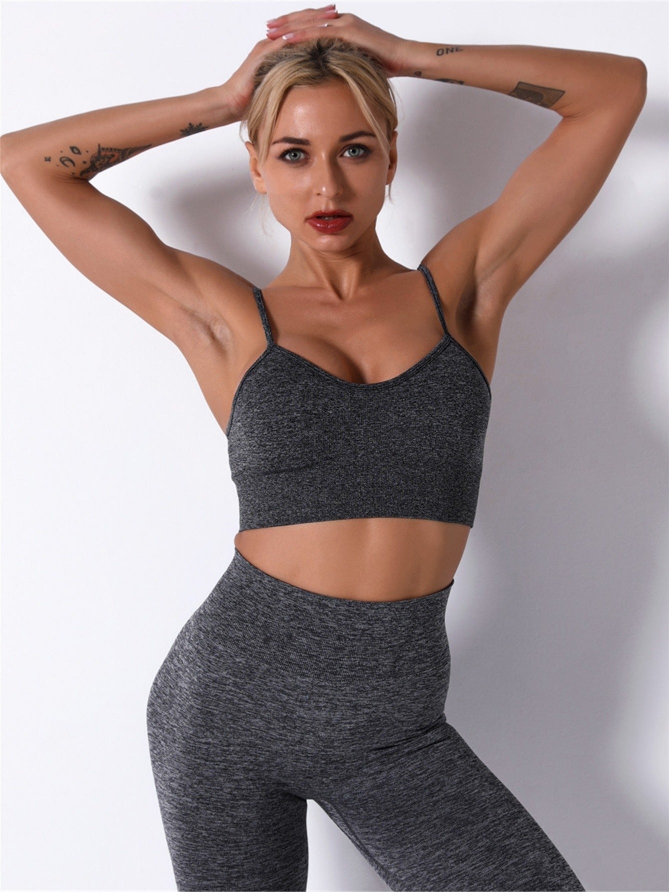 Women's Seamless Fitness Set: Sports Bra & Leggings