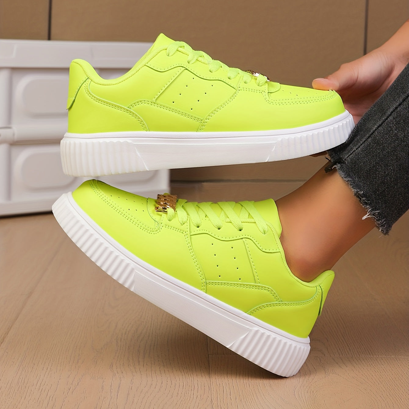 Women's Waterproof Board Shoes Outdoor Non-slip Flat Casual Sports Shoes