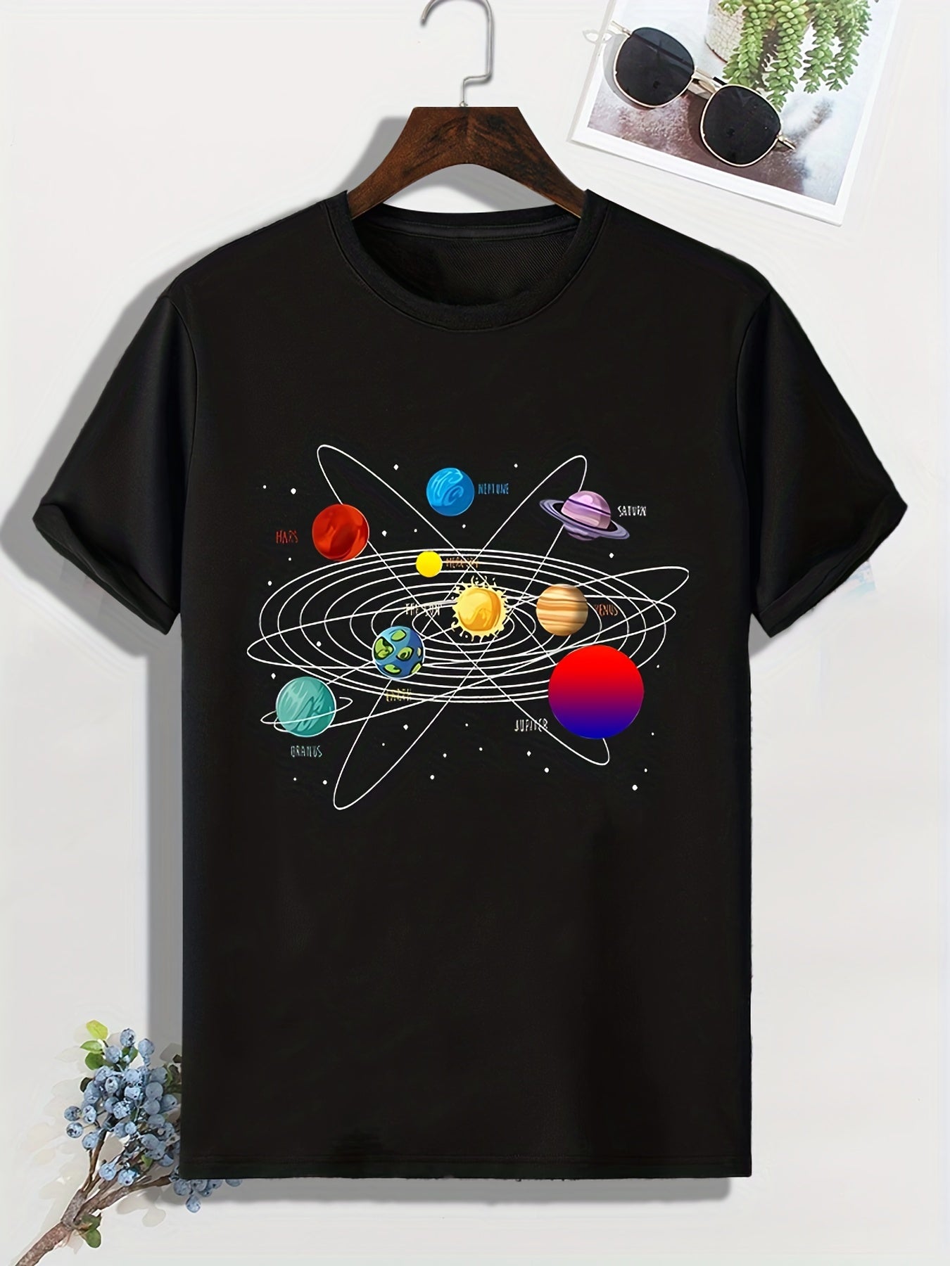 Men's Cartoon Planet Print T-shirt Active Breathable Tee