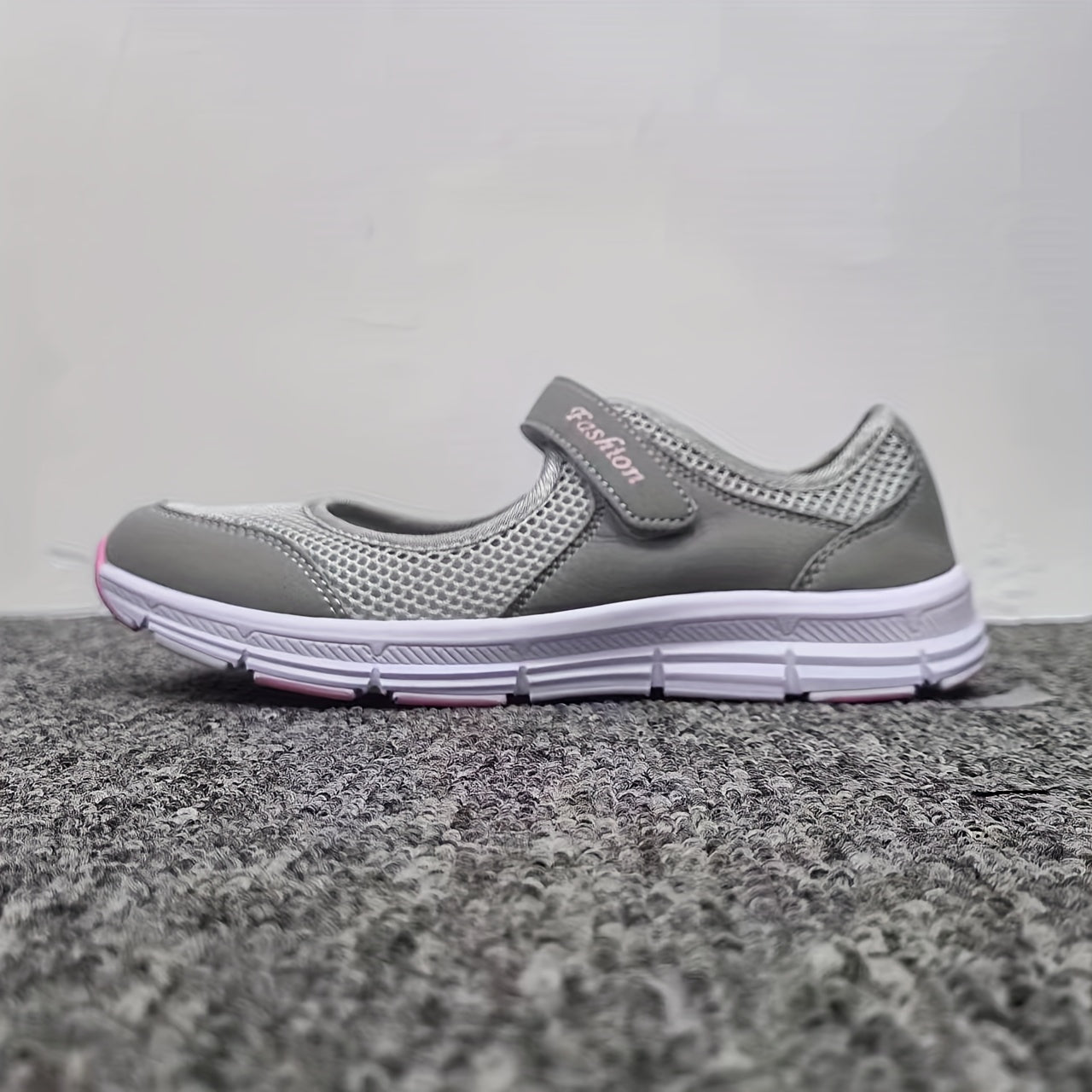Adjustable Lightweight Walking Shoes Soft Comfortable Breathable Casual