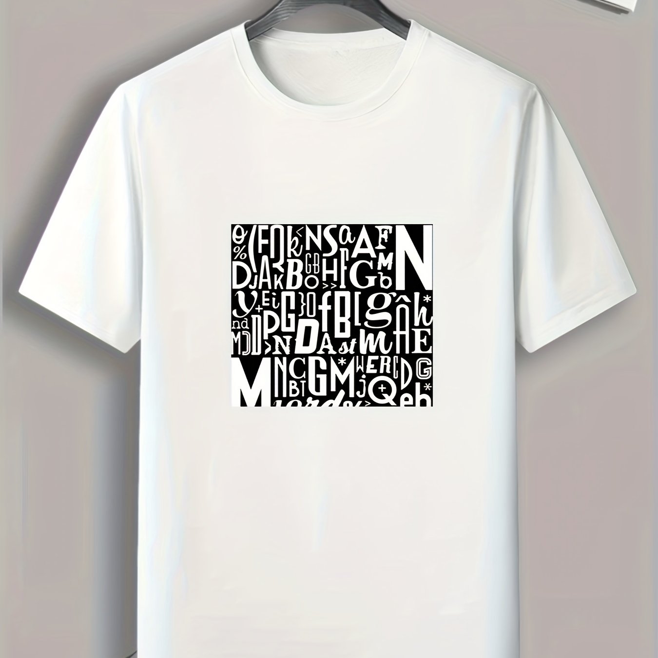 Letter Pattern Print Men's Sports T-shirt - Comfy and Stylish