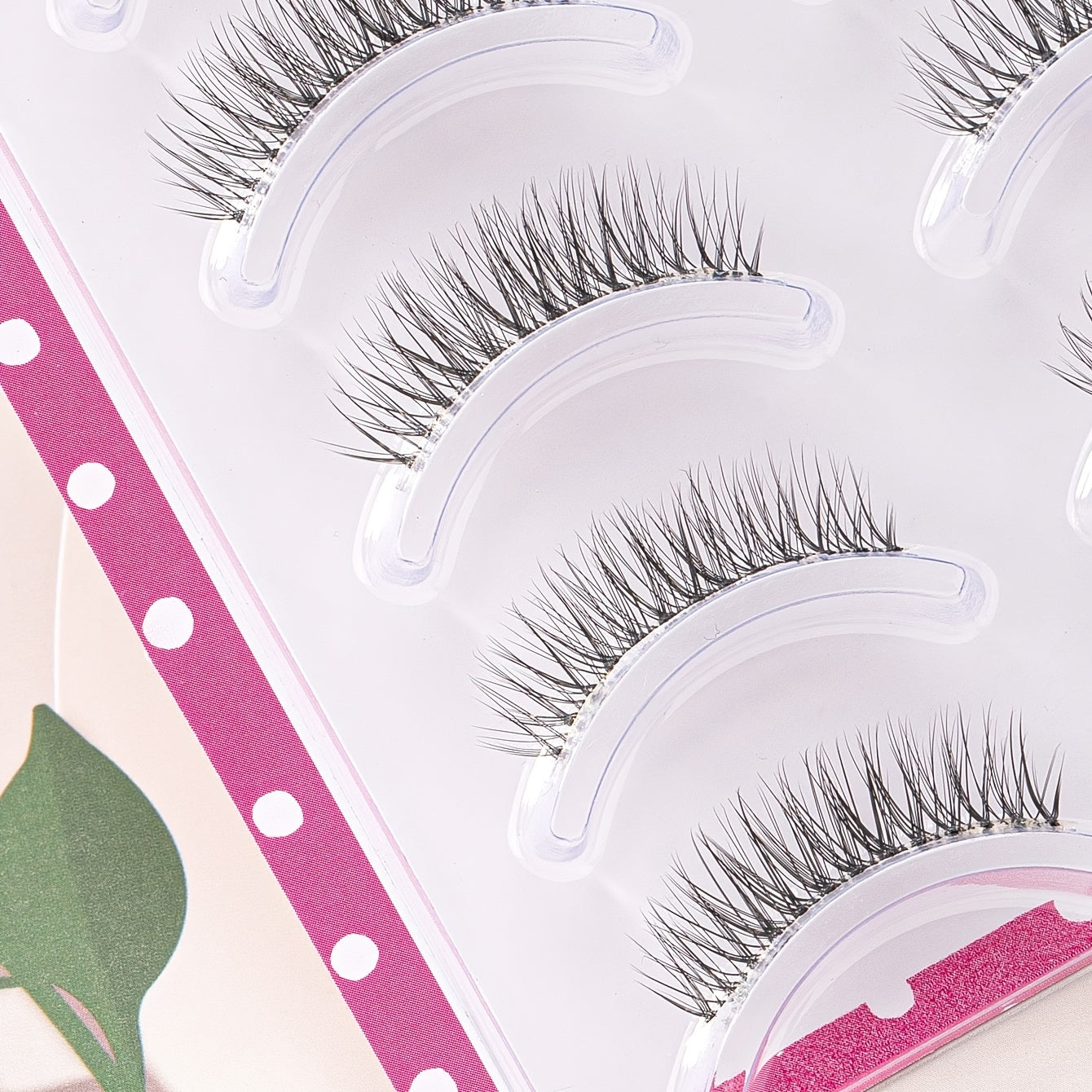 5 Pairs Natural Look 3D Mink Cat Eye Lashes 15mm Wispies