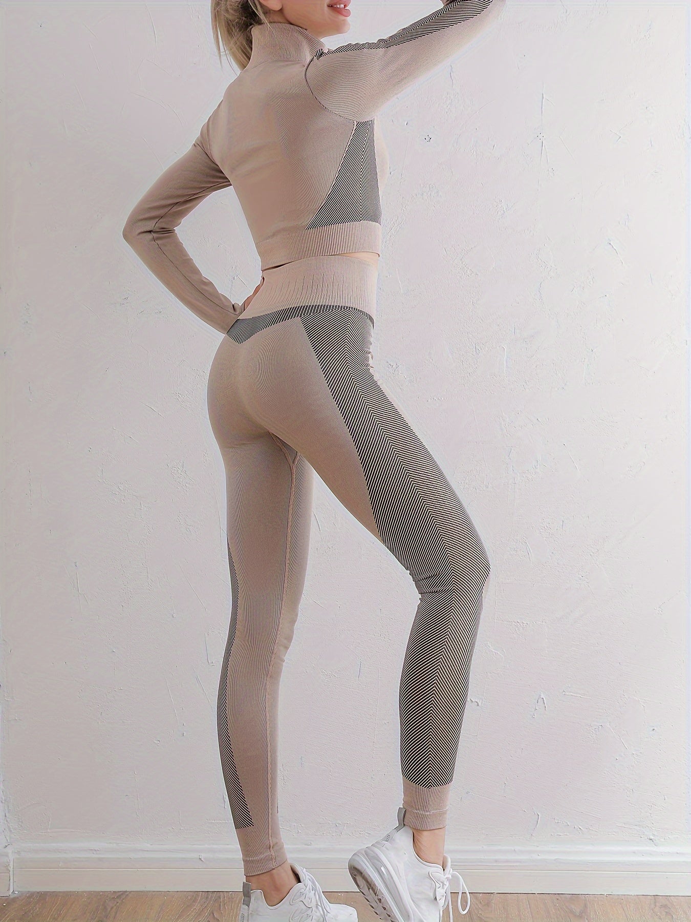 Yoga Workout Set Long Sleeve Jacket & Leggings Suit Women's Activewear