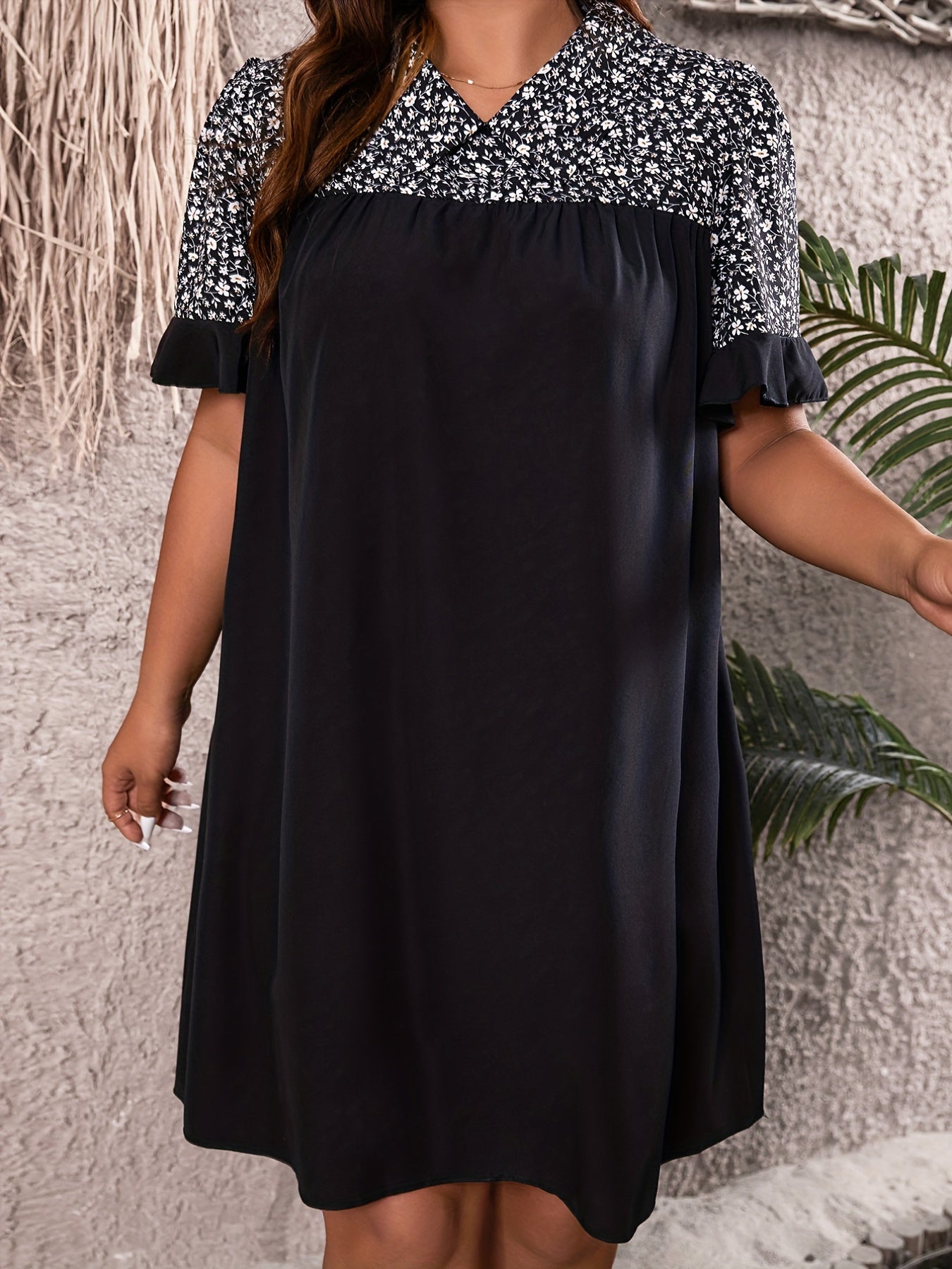 Colorblock Ditsy Print Ruffle Trim V Neck Dress