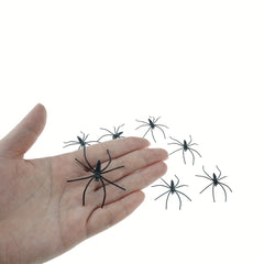 20 Spooky Plastic Spiders Halloween Decorations