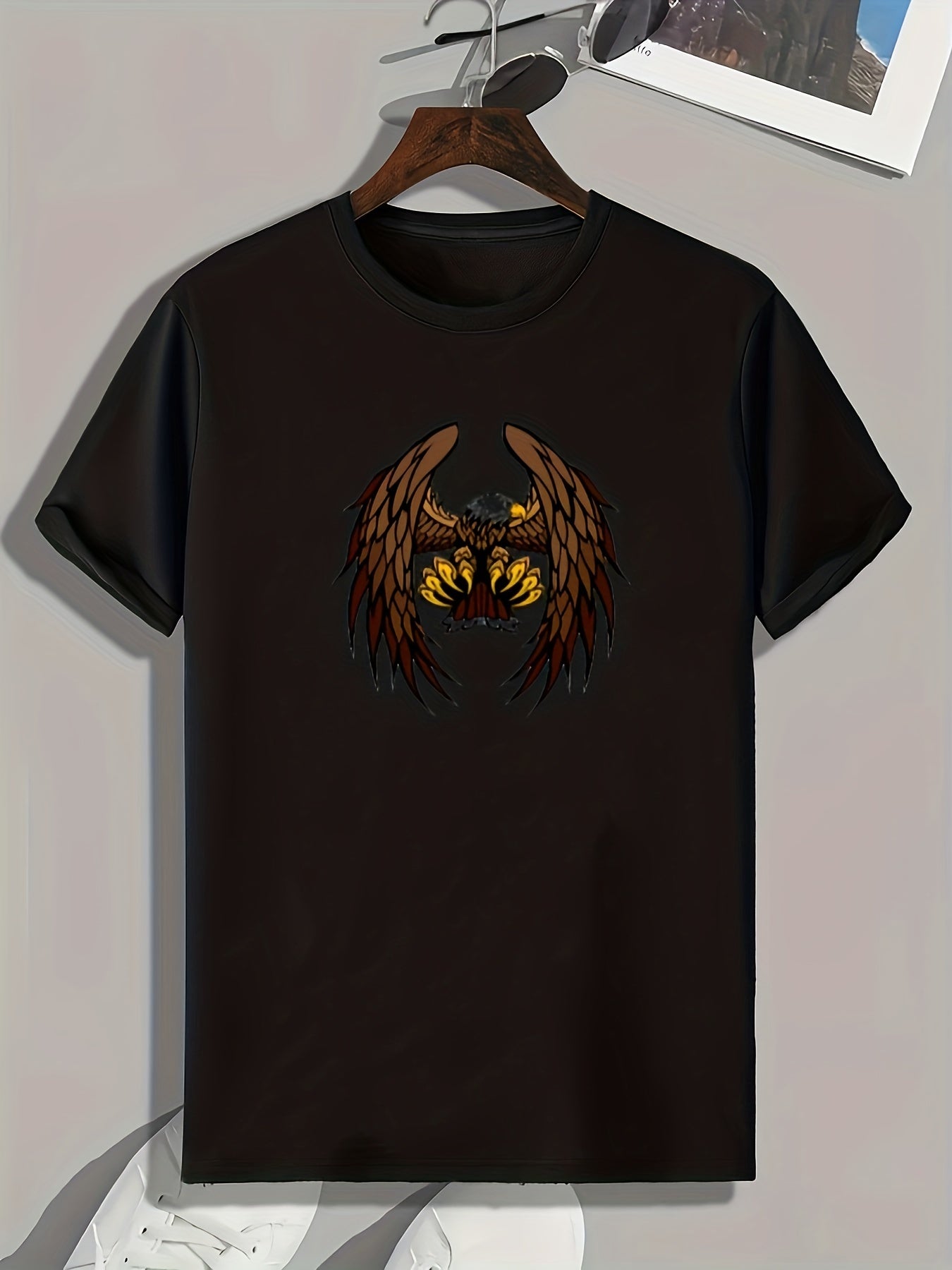 Eagle Print Men's Graphic T-shirt for Summer